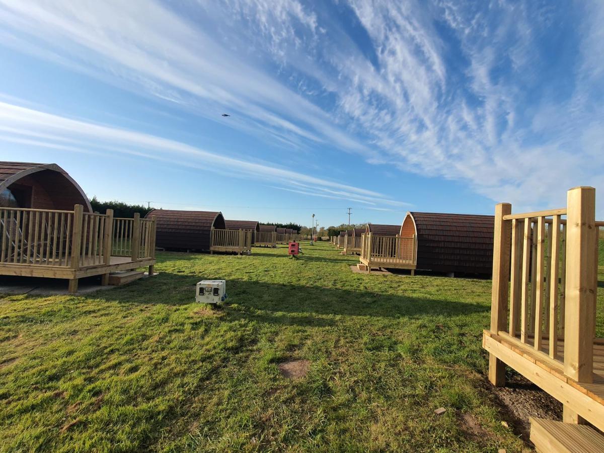 لينكولن Rustic Pods Riverview Holiday Park المظهر الخارجي الصورة